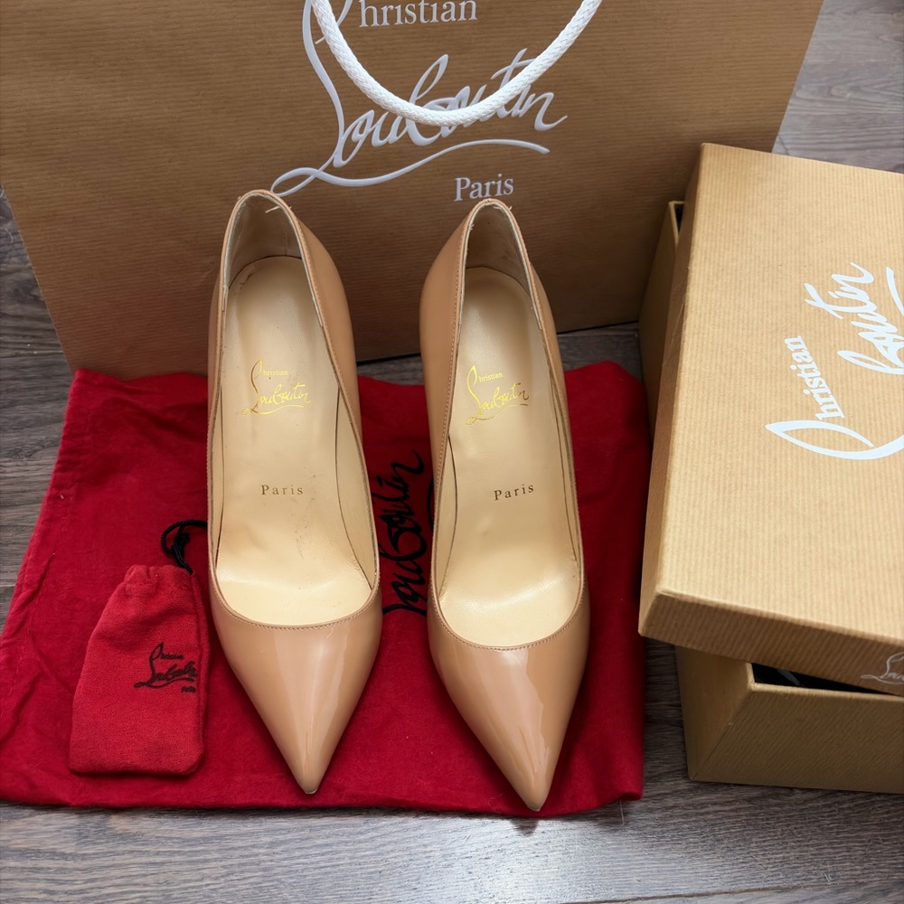 Christian Louboutin Beige Heels